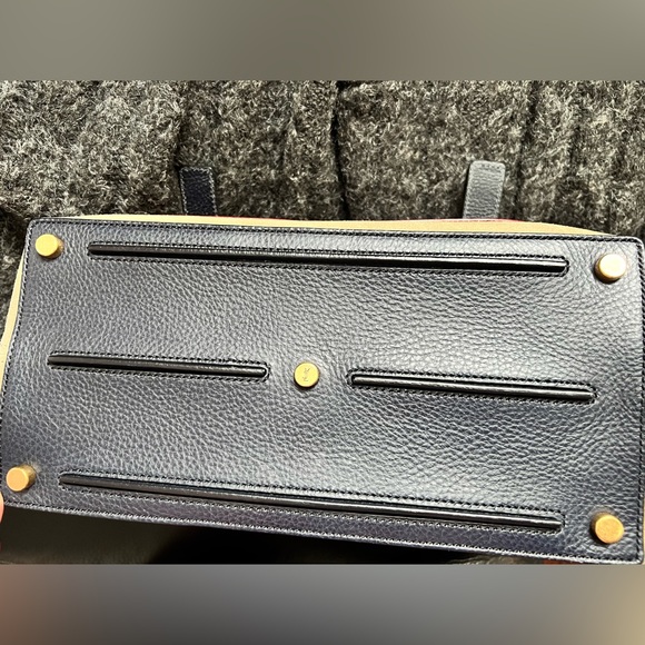 ❤️Yves Saint Laurent MUSE TWO LEATHER HANDBAG - Picture 9 of 11